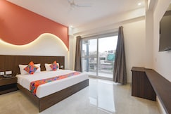 FabHotel Black Pepper, Faridabad