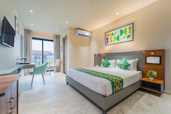 Treebo Raahgir Suites, Noida