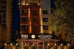 Hotel Varishtha, Thane