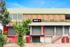 SPOT ON The Space Resto & Rooms Gulzarbagh Station Bus Stop, Patna