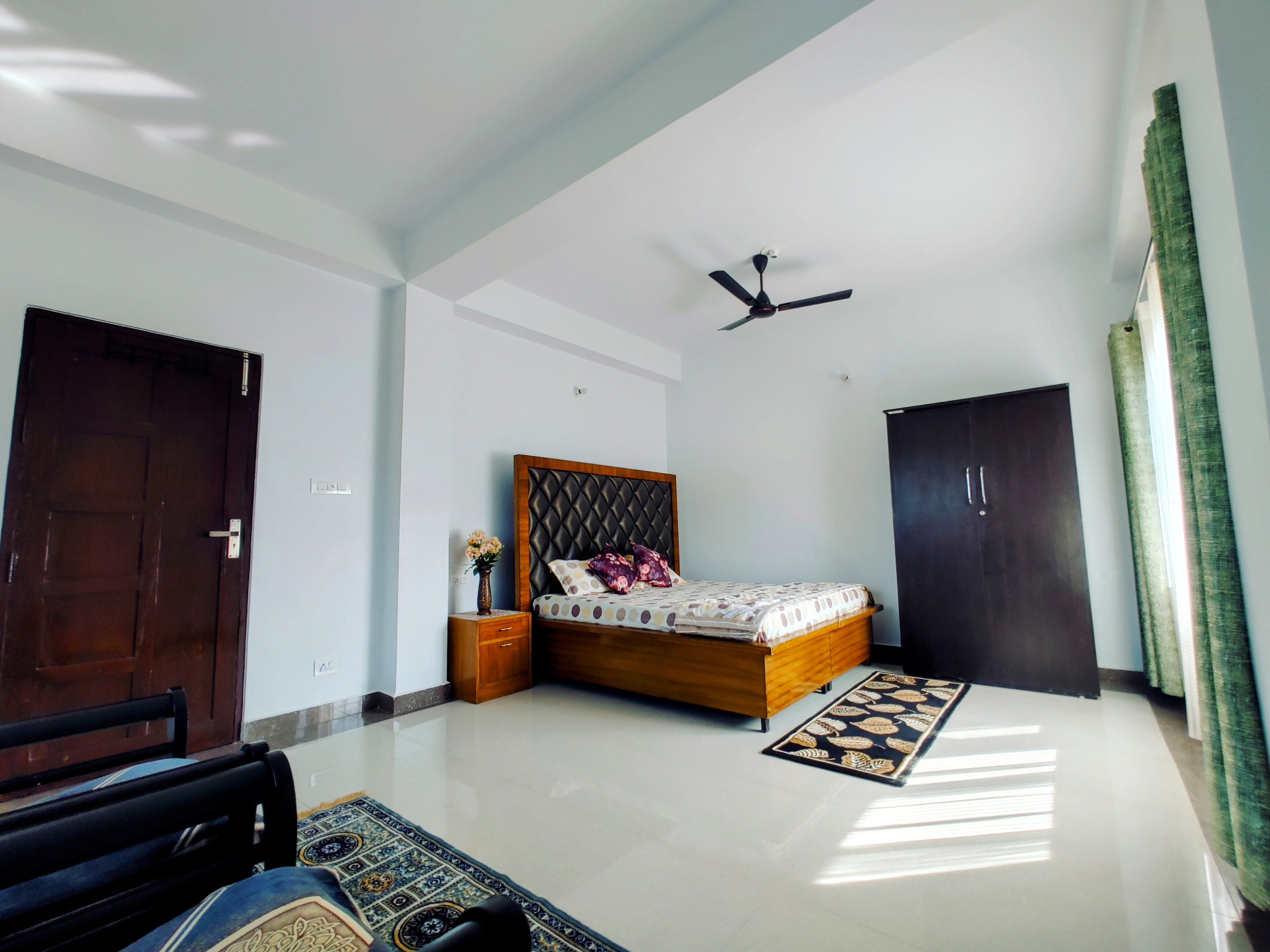 Whispering meadows u get entire 3bhk - Tap to explore photos