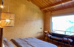 Luxury Wooden Room with Private Jacuzzi and Blacony