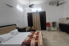 Neelambar Homestay, Varanasi