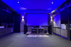 4 Floor Villa   Theatre  Lawn  Lake View   Events, Pune