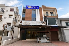 FabHotel Shree I, Indore