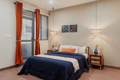 Pinecrest Hotel, Bangalore