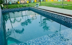 Swimming Pool 2