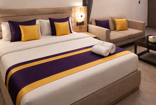 Emerald by Zenith | River View Studio | 26th Floor Flat in Noida