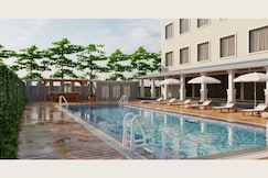 Vikramaditya Hotel and Resort, Devsar