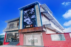 Super OYO 828616 Kashvi Hotel, Misrikh