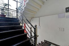 Collection O Shivashakti Grand Near Chaudhary Charan Singh International Airport, Lucknow