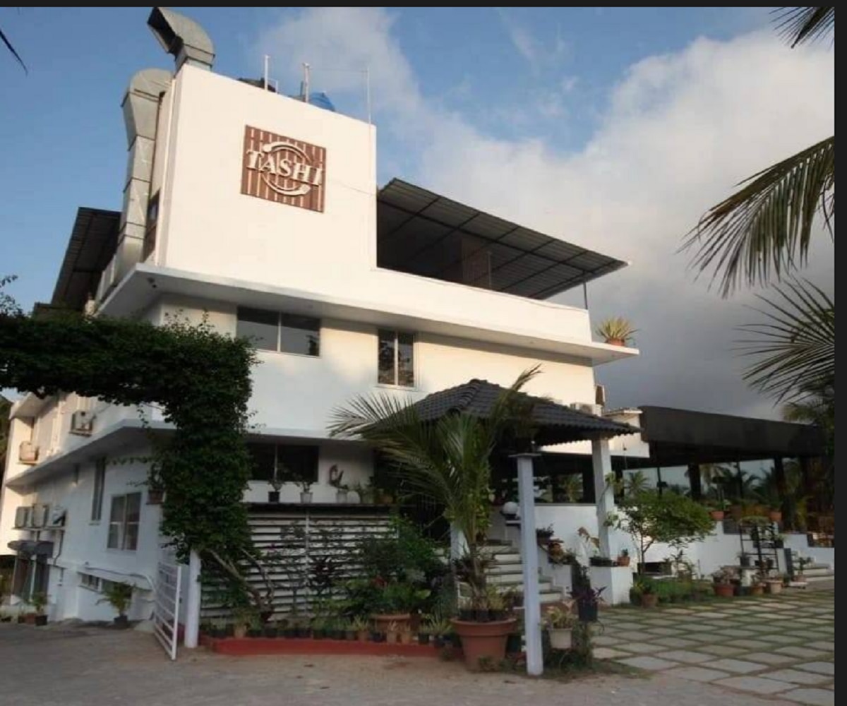 Tashi Hotel and Party Lounge - Tap to explore photos