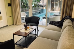 Waves 1 BHK Suites by Jumbo Holidayz, Alibaug