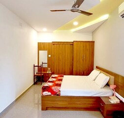 Deluxe AC Room.