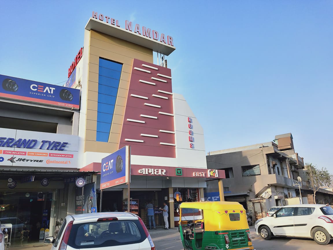 FLAT OFF - 5 Star Hotels in Ahmedabad Book from Best 18 Hotels