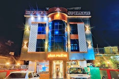 Hotel Sphatic- 5 Mins from KamtaNath Temple., Chitrakoot