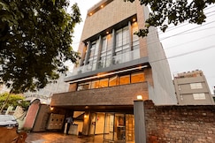 IP Royal By Qotel - A Luxury Hotel, Laxmi Nagar Delhi, Ghaziabad