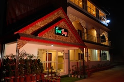 FOREST BREEZE RESORT, Lansdowne