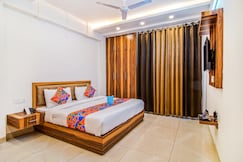 FabHotel Kiara- 400 meters from Medanta hospital, Gurgaon