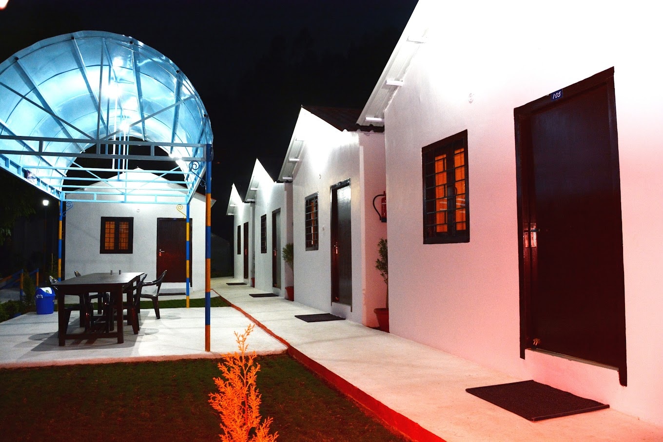 Samsarahomestays Jeolikote- Nainital - Tap to explore photos