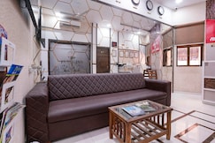 ELVIS INN, Mumbai