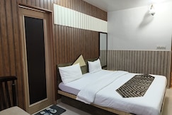 Hotel Solitaire, Barnala