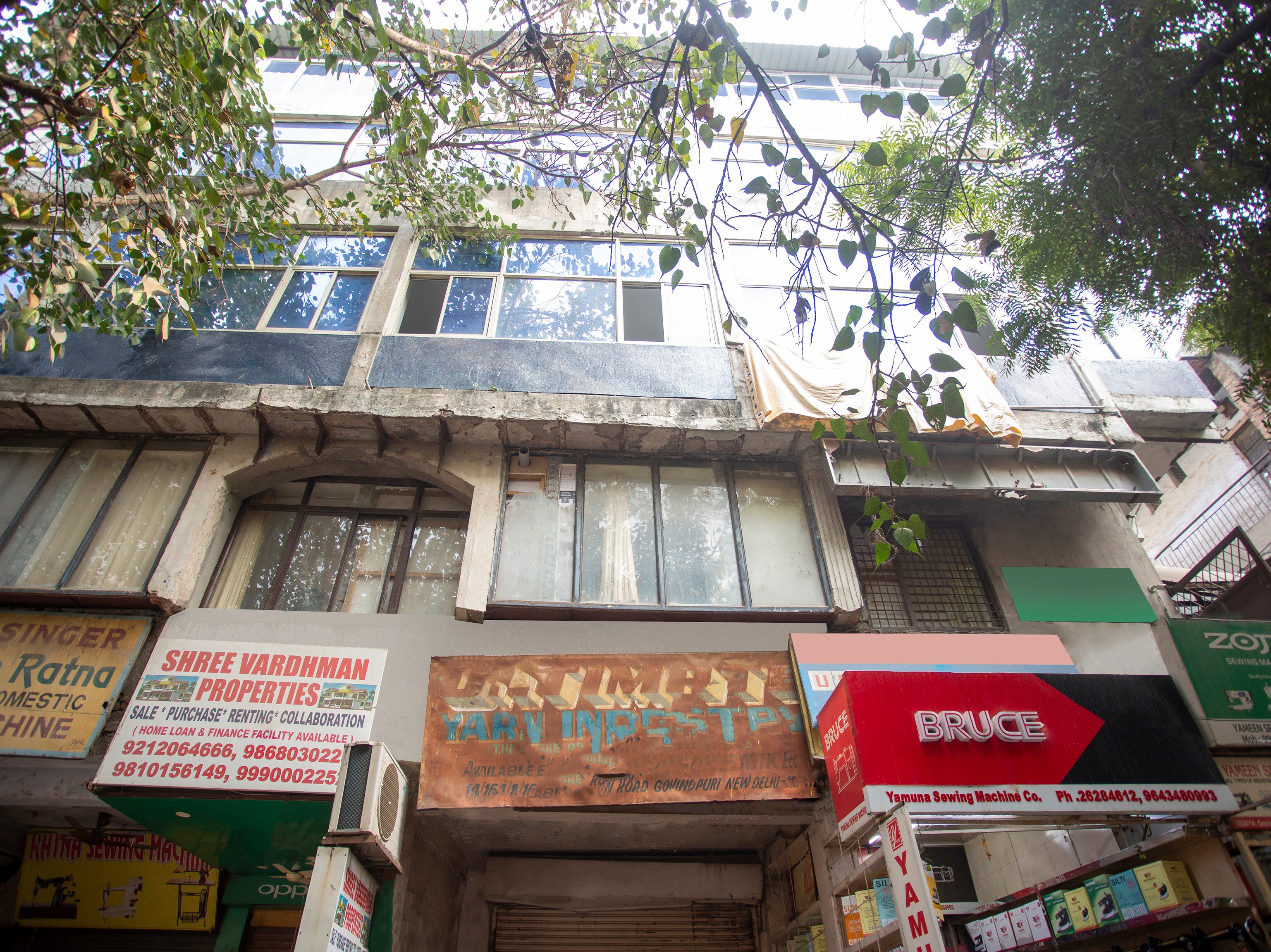 Hotel O Gour Homestay Near Lotus Temple - Tap to explore photos
