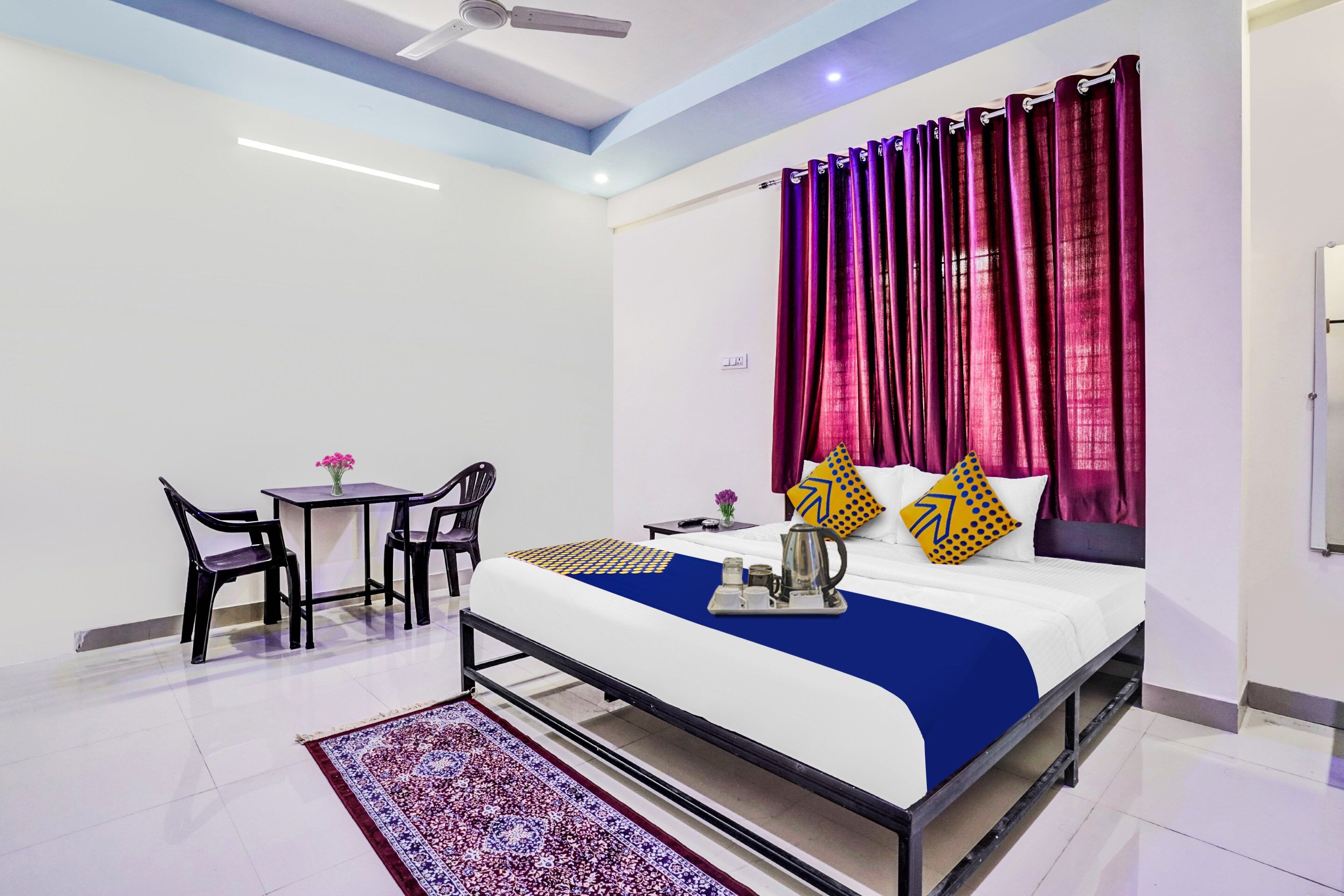 Hotel O VandanVilla Service Apartment - Tap to explore photos