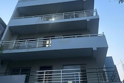Hotel Ashirwad, Noida