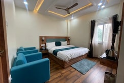 Hotel Devlok Inn, Pithoragarh