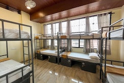 Ananya Dorms, Hospet