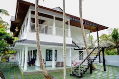 manthra lake view rooms, Alleppey