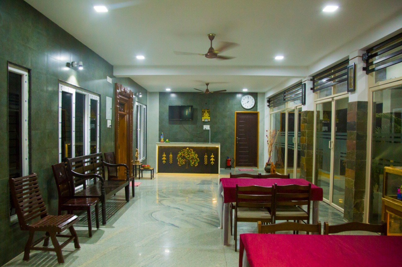 Shiv Sakthi Villa, Kumbakonam - Tap to explore photos