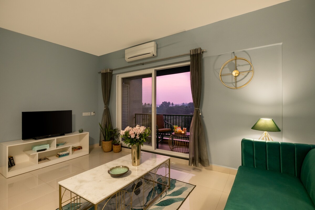 Staymaster The High  2BR  near Candolim Beach - Tap to explore photos