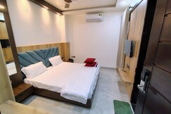 HOTEL O SS GRAND INN, Biswan