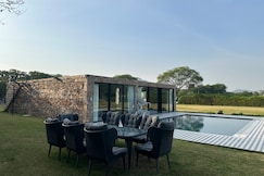 Kesar. A farm stay on the lake, Udaipur