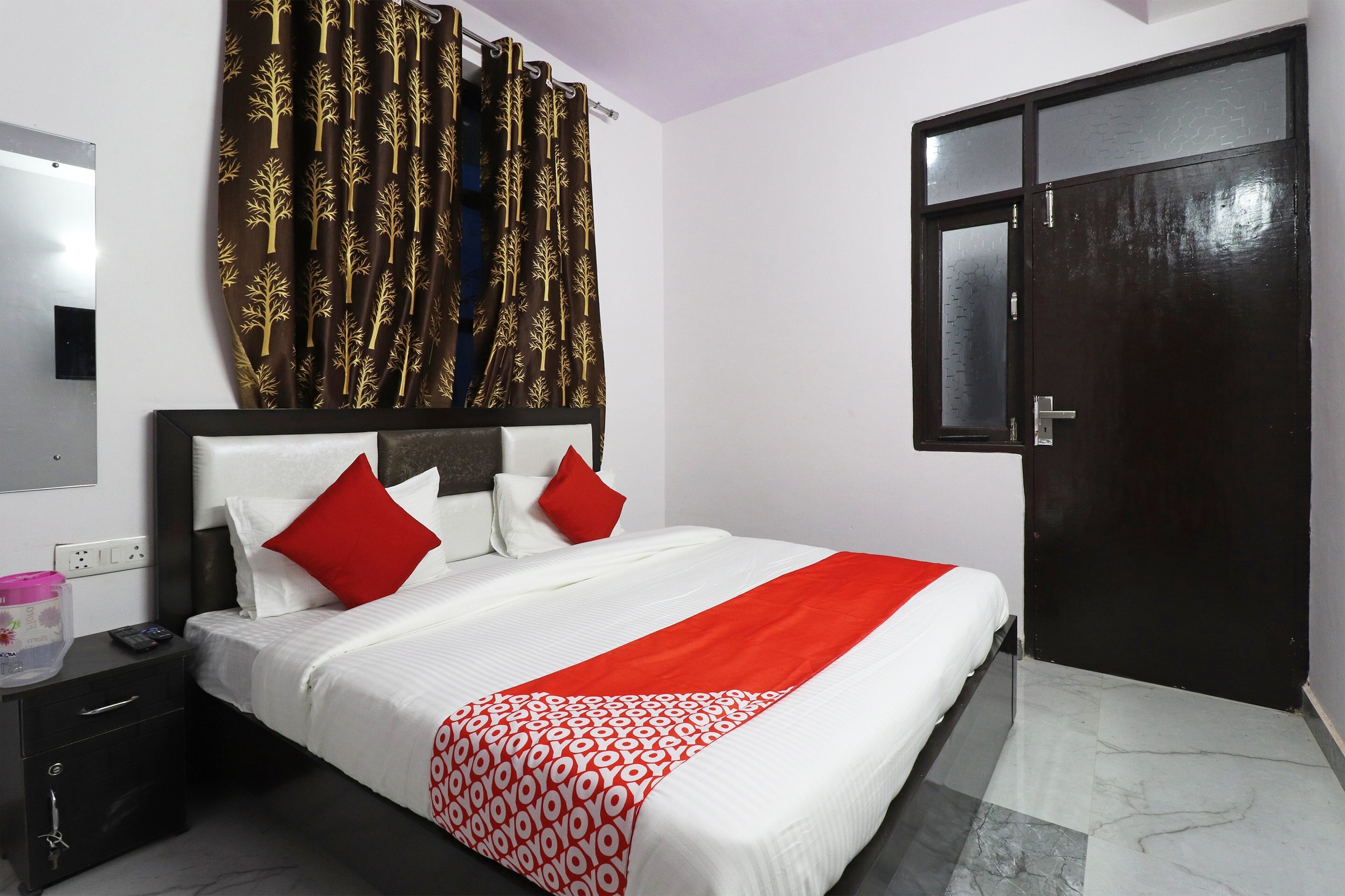 Hotel O Signature Village - Tap to explore photos