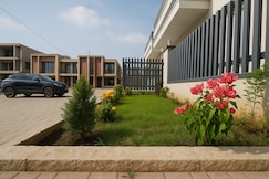 Stay Royal BNB VILLA GF, Zirakpur