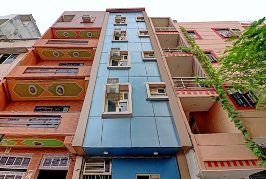 HOTEL O SKYLINE STAY HAPPY.