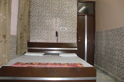 Hotel Sunshine, Jind