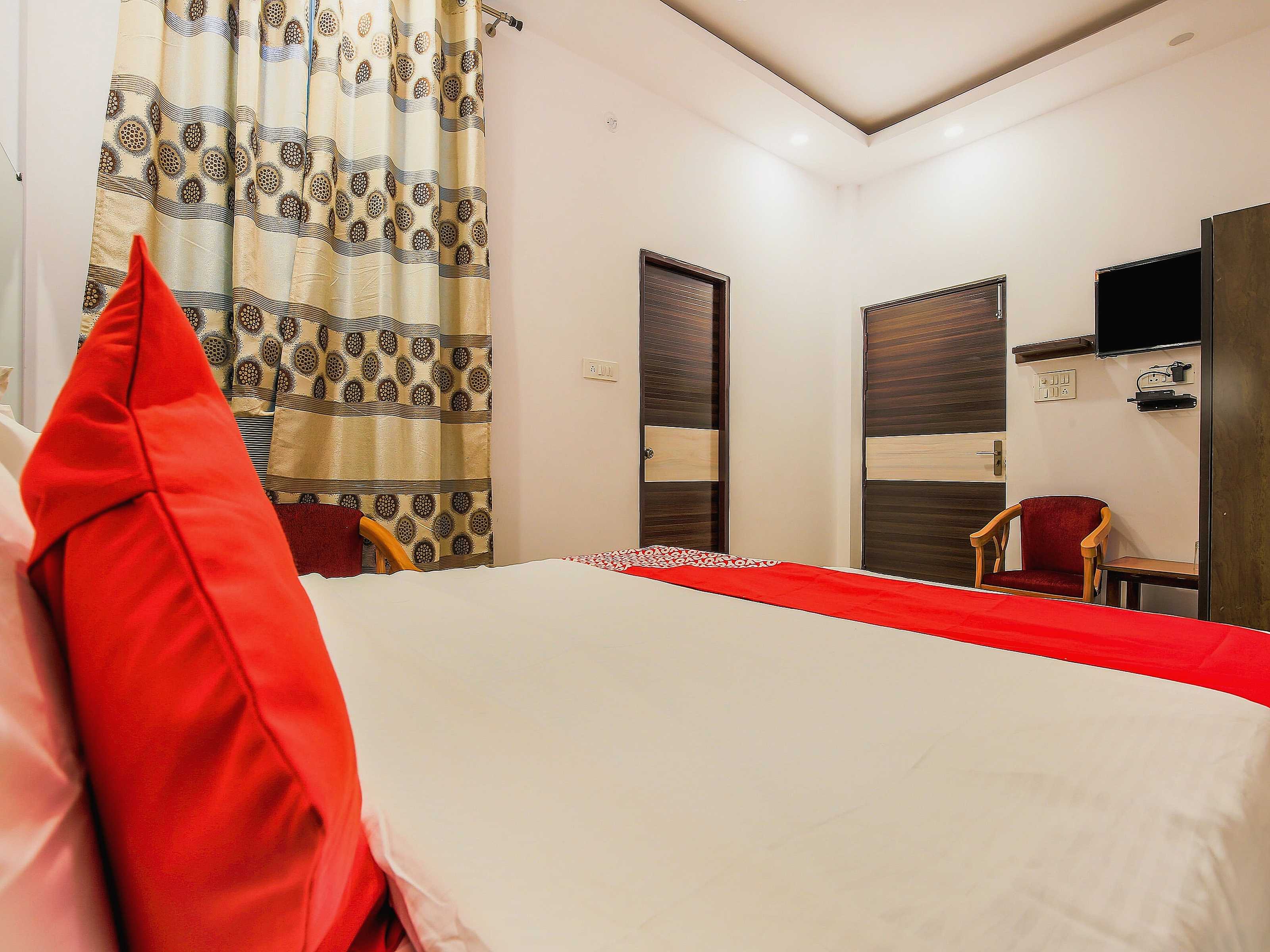 Hotel O Vaibhav laxmi Paradise - Tap to explore photos