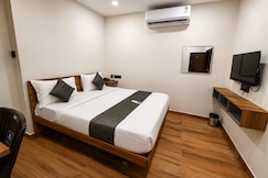 Holiday Inn Hotel, Hyderabad