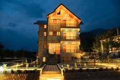 The Royal woods by Aaroham Manali, Manali