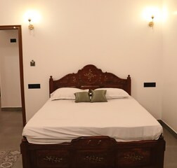 King Suite Balcony Room