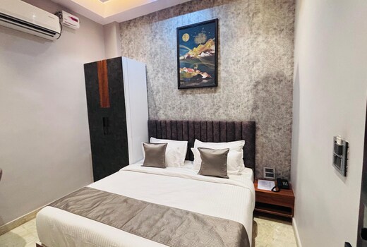 Shri Shyam Hotel