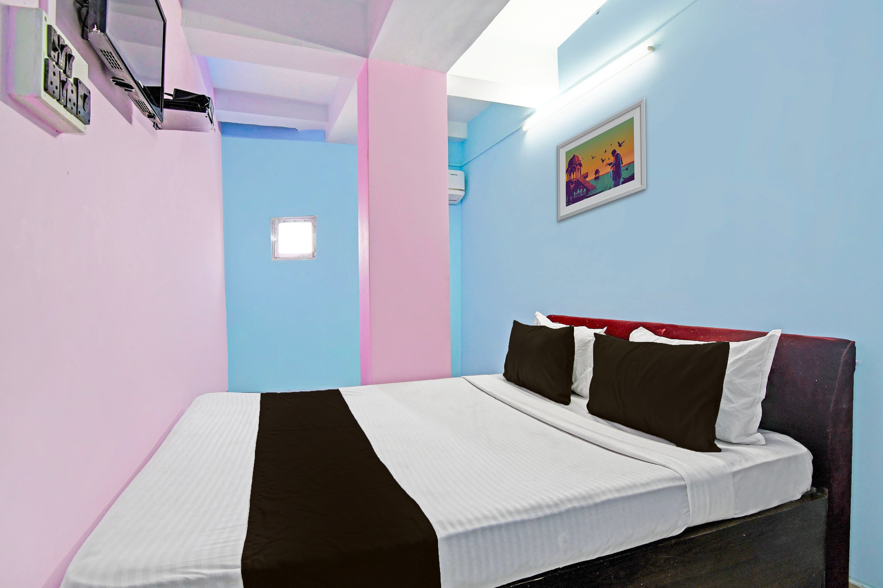 Hotel O Lila Guest House - Tap to explore photos
