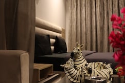 The Arc- supernova, Noida