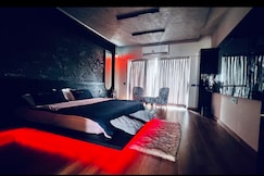 Luies Home couples exclusive, Kolkata