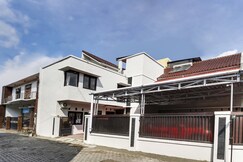 Hotel O Nathania Exclusive, Sleman