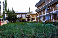 Hotel Naro, Leh